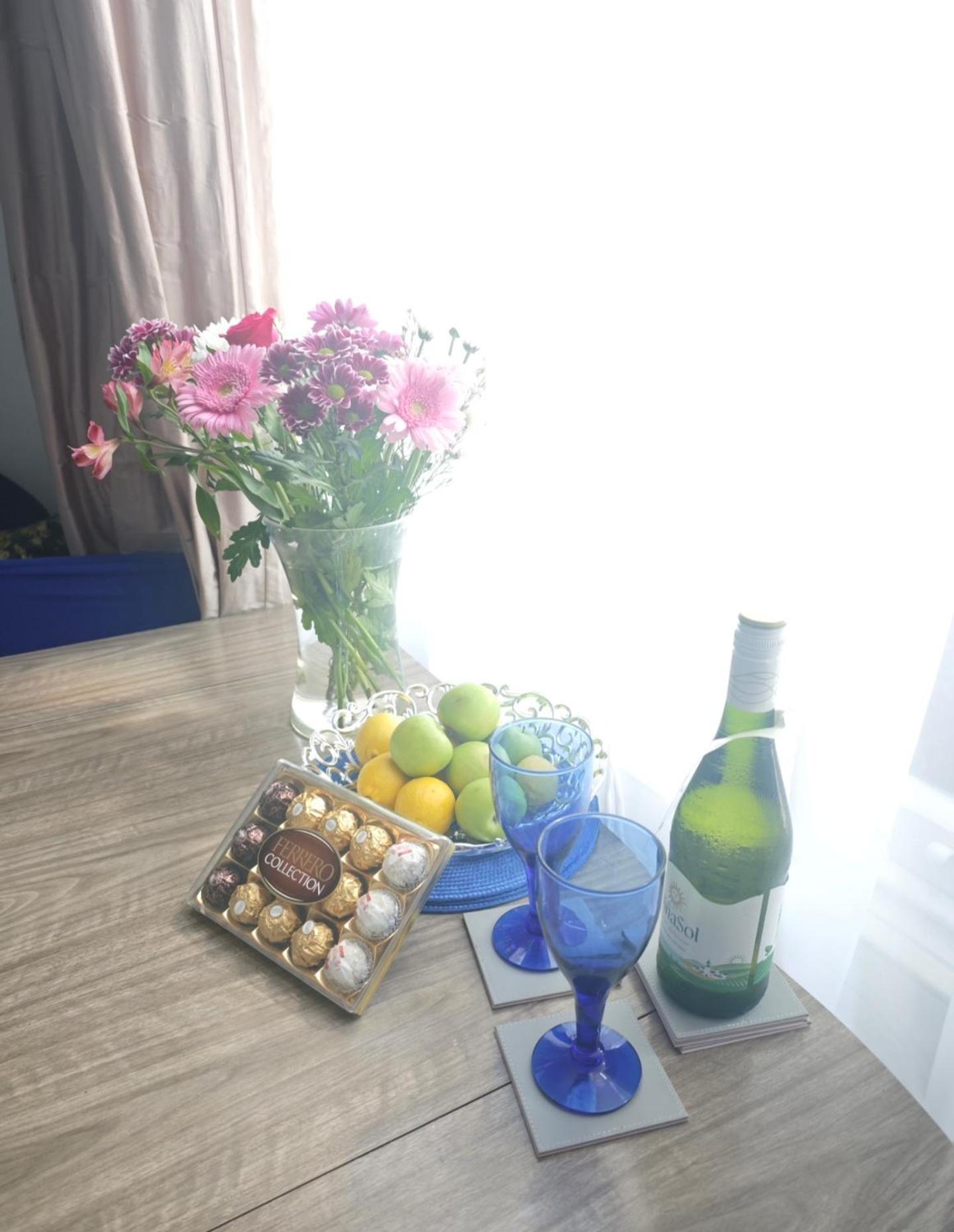 Sunny 1 Bedroom Flat In Central Лондон Екстериор снимка